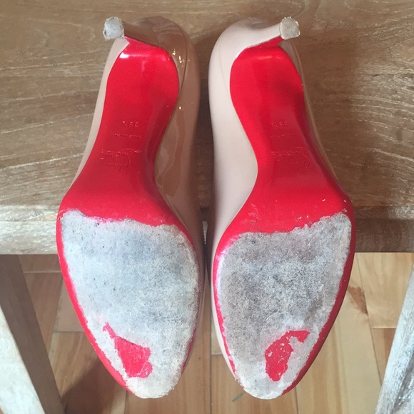 Christian Louboutin nude patent pumps 39.5 - Picture 6 of 6